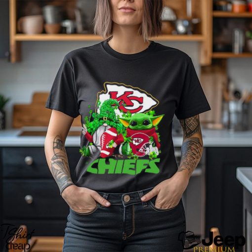 NFL Kansas City Chiefs St Patrick’s Day T Shirt Special Gomes Baby Yoda St Patricks Day Shirt