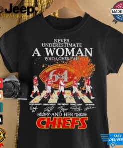 Never Underestimate A Woman Who Loves Fall And Her Kansas City Chiefs Abbey Road Signatures Shirt