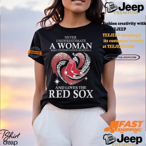 Never Underestimate A Woman Who Loves The Red Sox Black Shirt