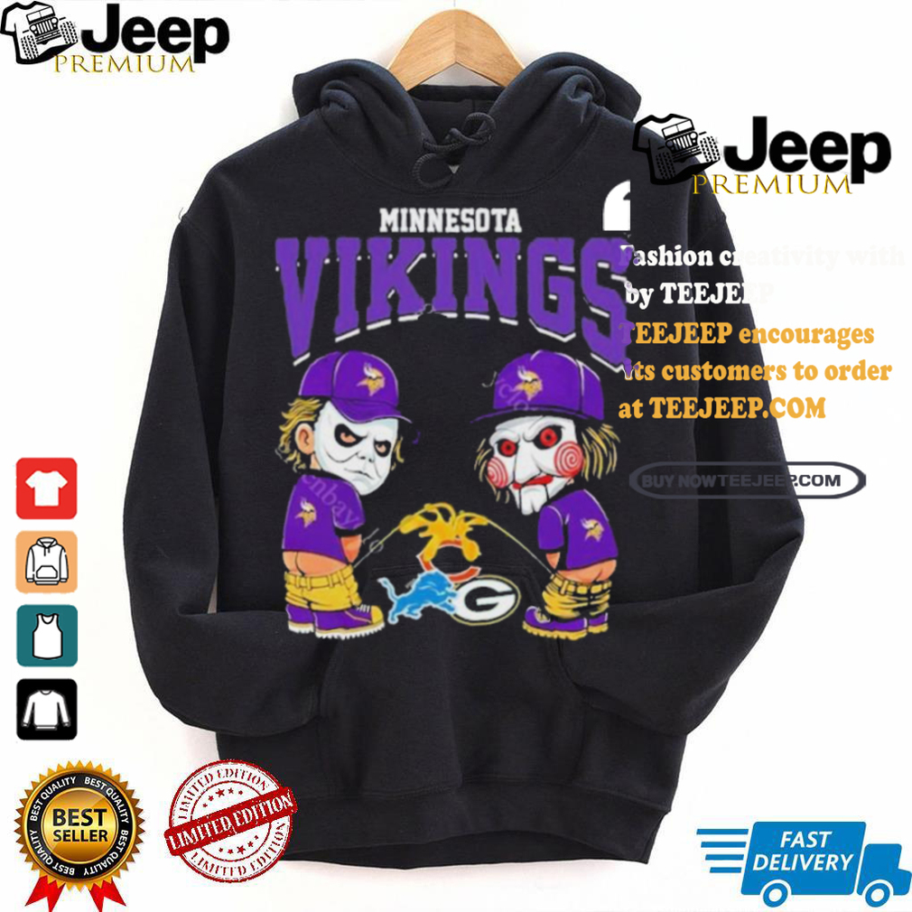 New Minnesota Vikings NFL Halloween Peeing Funny Shirt