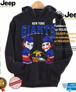 New York Giants NFL Halloween Peeing Funny Shirt