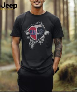 New York Giants New York Yankees Heartbeat Love Ripped T Shirt