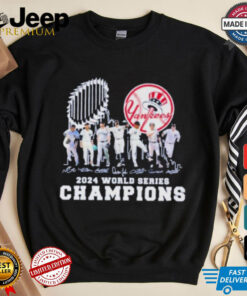 New York Yankees 2024 Championship Autographed signatures shirt