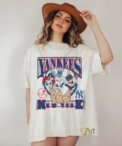 New York Yankees Looney Tunes shirt