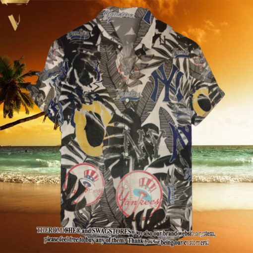 New York Yankees Retro Logo Hawaiian Shirt