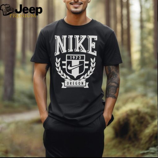 Nike Sportswear shirt