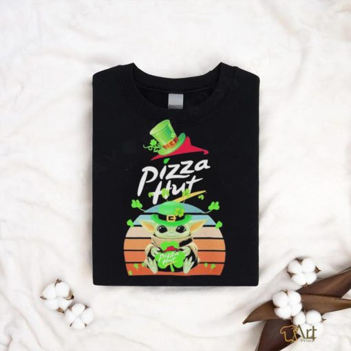 Official Baby Yoda Hug Pizza Hut Logo St Patrick’s Day Vintage Tee Shirt