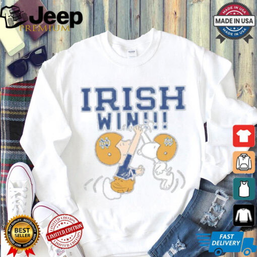 Official Charlie And Snoopy High Five Notre Dame Fighting Irish Win Navy Midshipmen Graphic t shirt