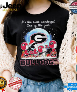 Official It’s The Most Wonderful Time Of The Years Peanuts Characters X Georgia Bulldogs Merry Christmas Shirt