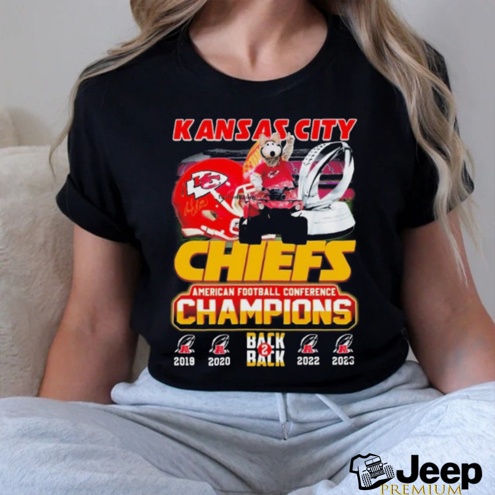 Kansas City Chiefs Fishing With Flag Of The United States Unisex T