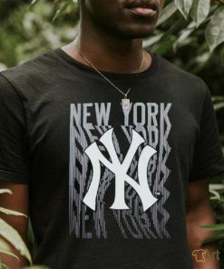 Official New York Yankees Youth Curveball Shirt