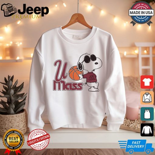 Official Peanuts x UMass Snoopy Basketball t shirt