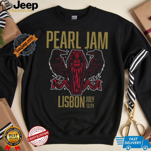 Official Pearl Jam Lisbon,Portugal Passeio Marítimo de Algés July 13 2024 tour shirt