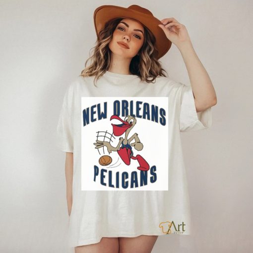 Official Po’ The Pelican Blue Gold Outline New Orleans Bird Basketball T shirt