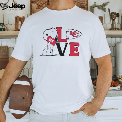 Official Snoopy Dog Love Kansas City Chiefs 2024 T shirt