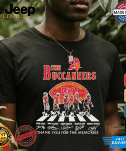 Official Tampa Bay Buccaneers Thank You For The Memories Of The Buccaneers T Shirt