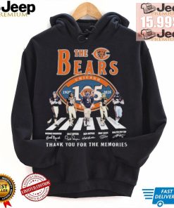 Official The Chicago Bears Abbey Road 1920 2025 Thank You For The Memories Signatures shirt