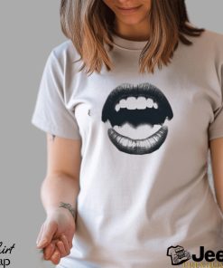 Open Wide t shirt