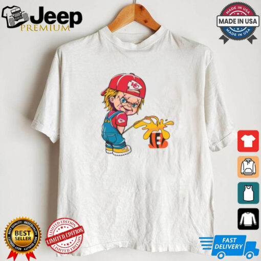 Original Chucky Chiefs piss on cincinnati bengals shirt