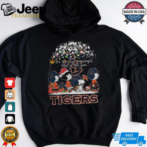 Peanuts Auburn Tigers It’s The Most Wonderful Time Of The Year Winter Shirt