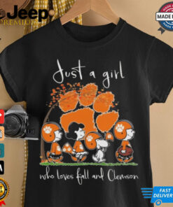 Peanuts Characters Just A Girl Who Loves Fall And Clemson Tigers 2024 Shirt