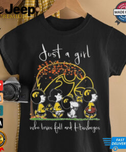 Peanuts Characters Just A Girl Who Loves Fall And Iowa Hawkeyes 2024 Shirt