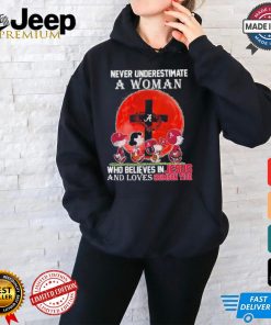 Peanuts Characters Never Underestimate A Woman Who Believes In Jesus And Loves Alabama Crimson Tide Shirt