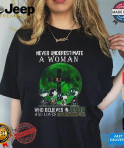 Peanuts Characters Never Underestimate A Woman Who Believes In Jesus And Loves Miami Hurricanes Shirt