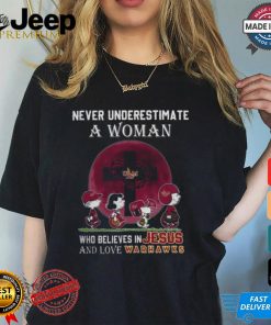 Peanuts Characters Never Underestimate A Woman Who Believes In Jesus And Loves ULM Warhawks Shirt