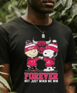 Peanuts Snoopy And Charlie Brown Friends Chicago Bulls Forever Not Just When We win Shirt