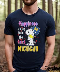 Peanuts Snoopy And Woodstock Happiness Is A Hug From The Heart Michigan Wolverines Shirt