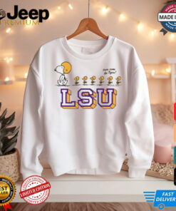 Peanuts x LSU Tigers Snoopy’s Football Team Here Come The Tigers t shirt