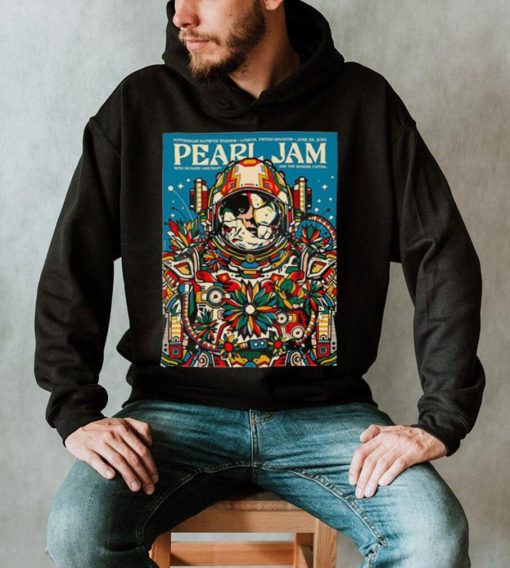 Pearl Jam Tottenham Hotspur Stadium London,UK June 29 2024 With Richard Ashcroft & The Duroer Capitaz Poster shirt