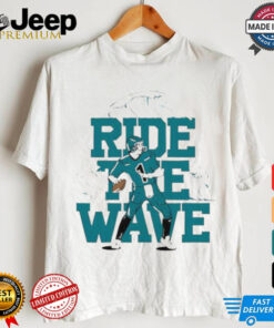 Philadelphia Eagles Jalen Hurts ride the wave shirt