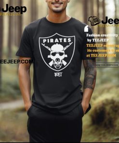 Pirates Prt Club guns logo shirt