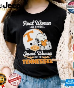 Real Women Love Football Smart Women Love The Tennessee Volunteers X Snoopy Shirt