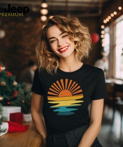 Retro Sunset Rays Wavy Teacher T Shirt