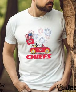 Snoopy Football Happy 4th Of July Kansas City Chiefs Shirt