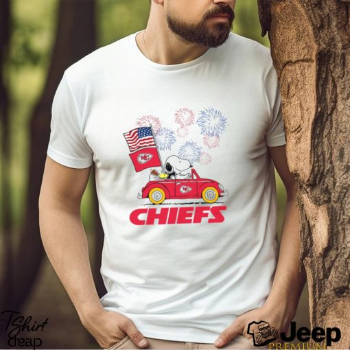 Snoopy Football Happy 4th Of July Kansas City Chiefs Shirt