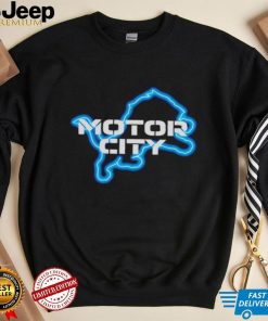 Sam Richardson wearing Detroit Lions Motor City shirt