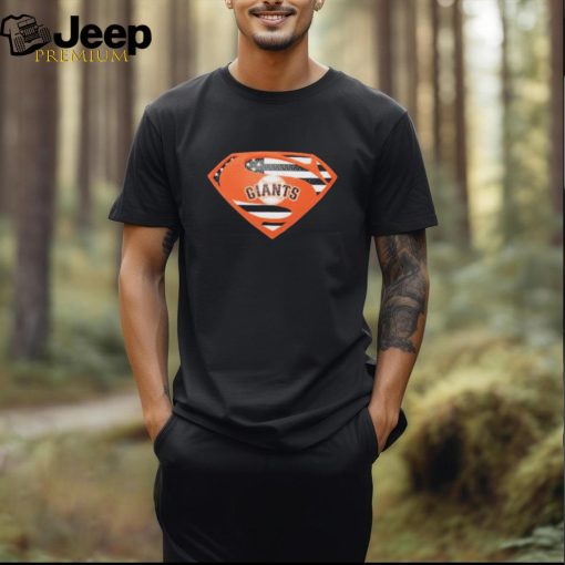 San Francisco Giants Superman logo shirt