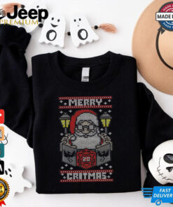 Santa Claus playing Dungeons and Dragons Merry Critmas shirt