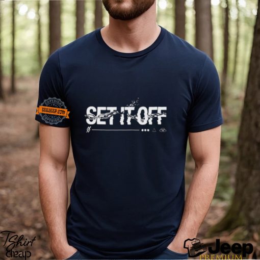 Set it of skull logo T shirt