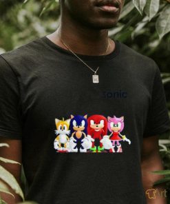 Skeeter Mcbeaver Wearing Say It Aint Sonic Weezer Tee Shirt