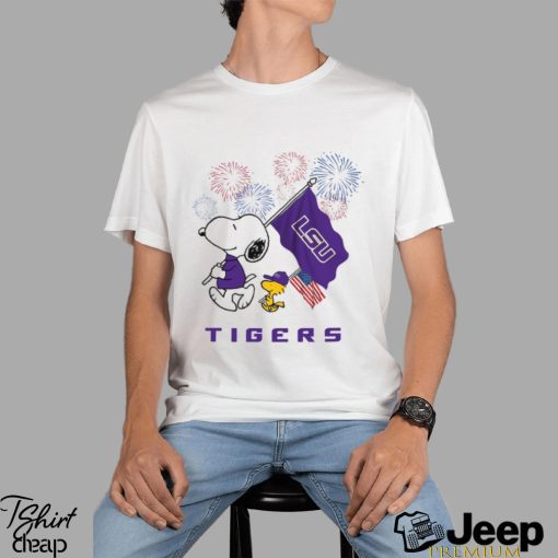 Snoopy Football Happy 4th Of July LSU Tigers Shirt