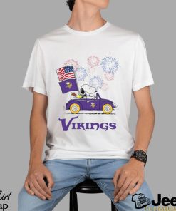 Snoopy Football Happy 4th Of July Minnesota Vikings Shirt