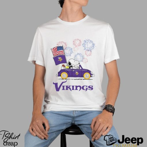 Snoopy Football Happy 4th Of July Minnesota Vikings Shirt