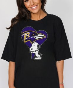 Snoopy Hugs The Baltimore Ravens Heart T Shirt