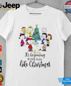 Snoopy Peanuts it’s beginning to look a lot like Christmas shirt