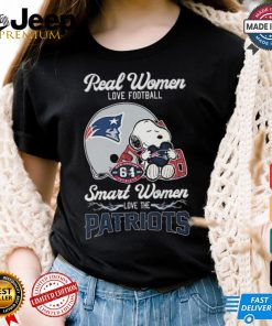 Snoopy Real Women Love Football Smart Women Love The New England Patriots Shirt